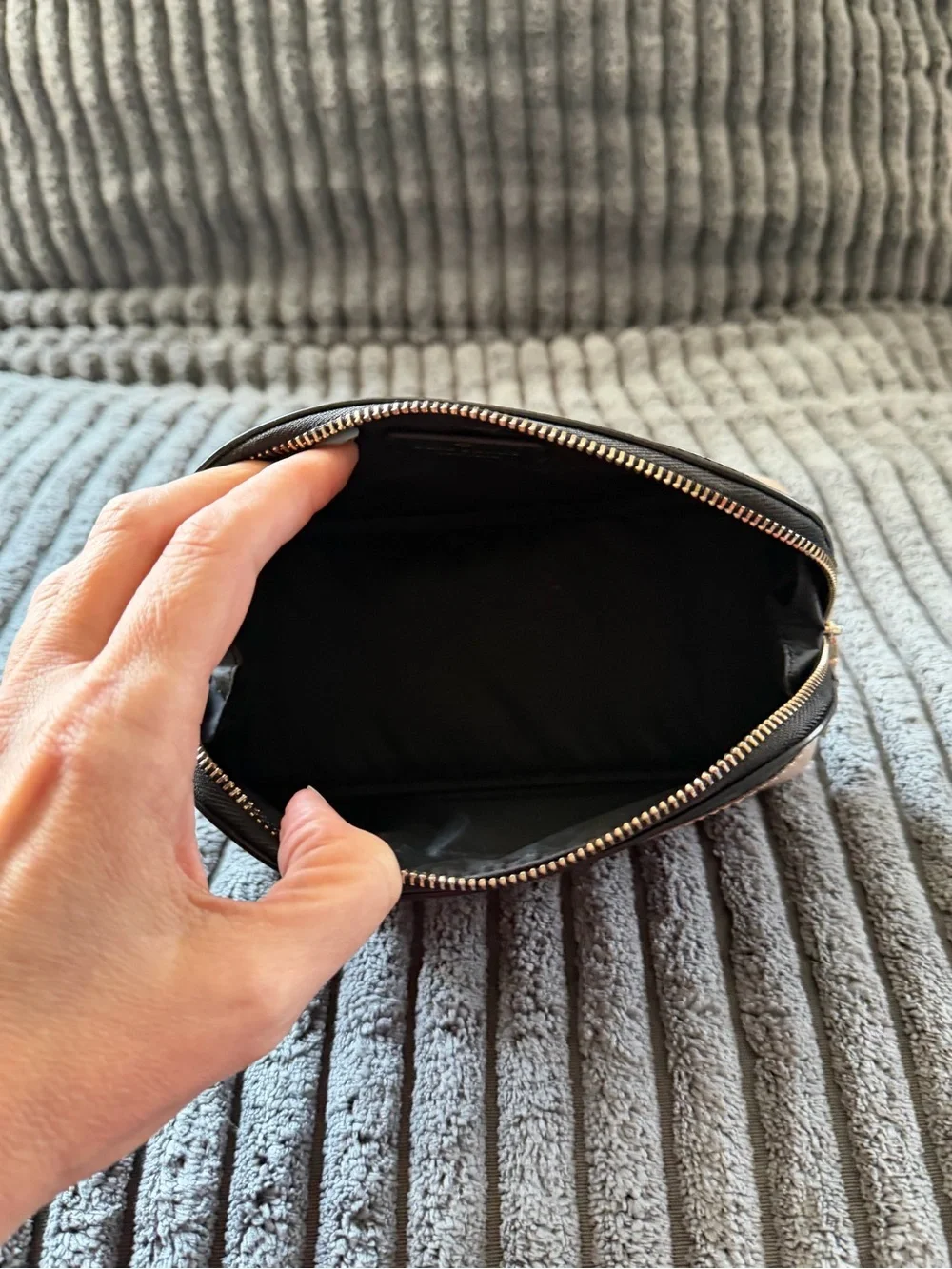 Kate Spade New York Colorblock Cosmetic Makeup Bag Beige Black